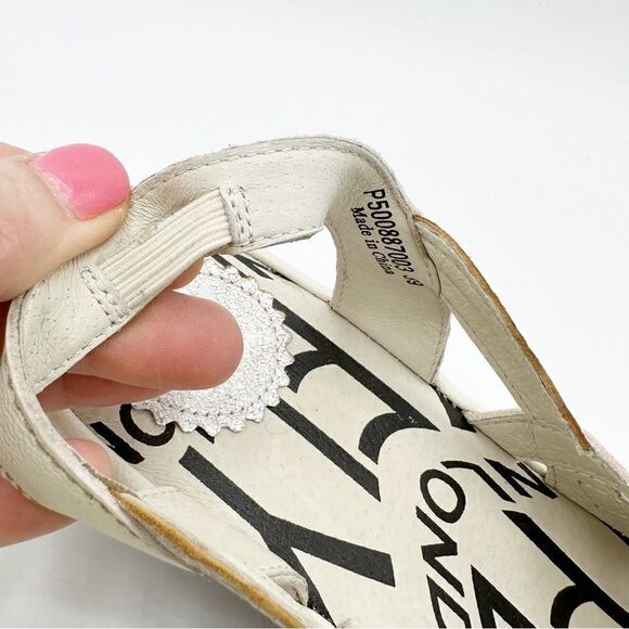 FLY London  Pearl/Off-White Cool/Mousse 39 (US Women's 8.5) Wedge Comfort Sandal - Picture 10 of 16